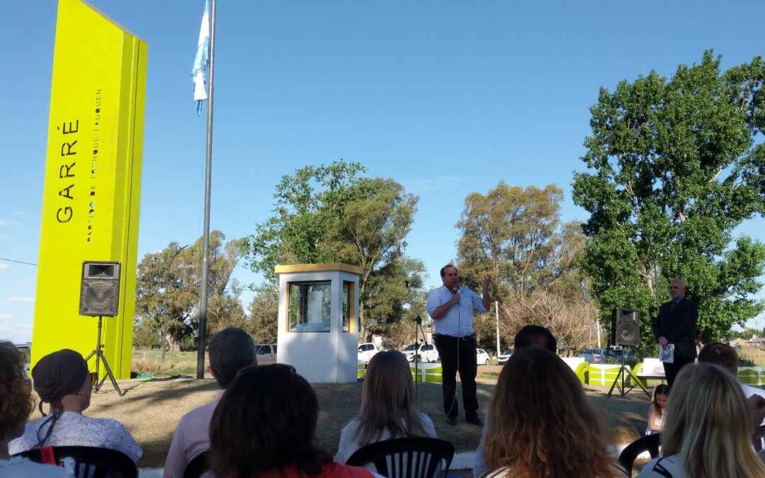 GARRÉ CELEBRÓ SU 113° ANIVERSARIO: EL INTENDENTE ENTREGÓ UN DESFIBRILADOR PORTÁTIL, HUBO RECONOCIMIENTOS Y SE INAUGURÓ LA PUESTA EN VALOR DE LA PLAZOLETA