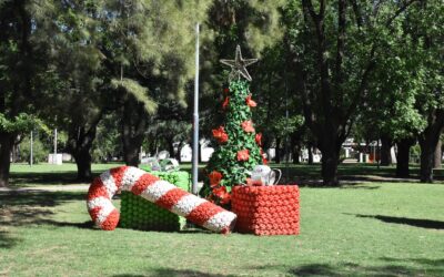 LAS PLAZAS DE LA CIUDAD, LOS ACCESOS Y EL INGRESO A LA AMPLIACIÓN URBANA TENDRÁN SUS ARBOLITOS DE NAVIDAD