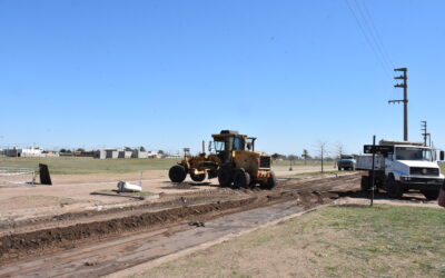 EL MUNICIPIO COMENZÓ CON LAS TAREAS DE PAVIMENTACIÓN EN LA CALLE BARRACCHIA, ENTRE MACAYA Y ALFONSÍN, EN LA AMPLIACIÓN URBANA