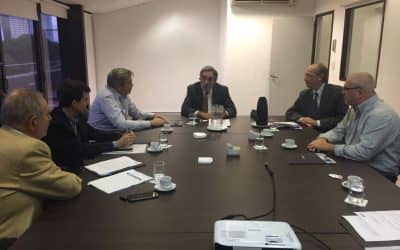 Fernández se reunió con autoridades de Camuzzi y dijo que en pocos días habrá novedades sobre la extensión del servicio de gas natural