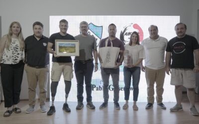 EL ATLETA PABLO GIESENOW COMPARTIÓ SU HISTORIA DE VIDA EN UNA CHARLA EN EL CENTRO CÍVICO, UN TESTIMONIO DE SUPERACIÓN Y TRANSFORMACIÓN A TRAVÉS DEL DEPORTE