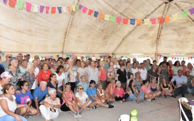 CON MÚLTIPLES ACTIVIDADES Y PROPUESTAS SE PUSO EN MARCHA LA COLONIA DE VERANO PARA MAYORES