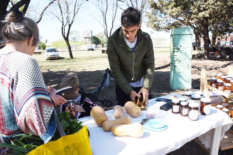 MAÑANA (SÁBADO) HABRÁ FERIA ECOFINES Y ESTARÁ EL PUESTO DE ECOCANJE EN EL PLAYÓN DE LA ESTACIÓN