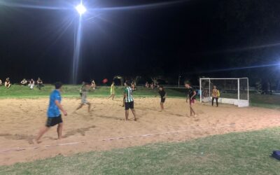 OLIMPÍADAS DE VERANO: ARRANCARON LOS TORNEOS DE HANDBALL BEACH Y CESTO BEACH EN CANCHAS DEL POLIDEPORTIVO MUNICIPAL
