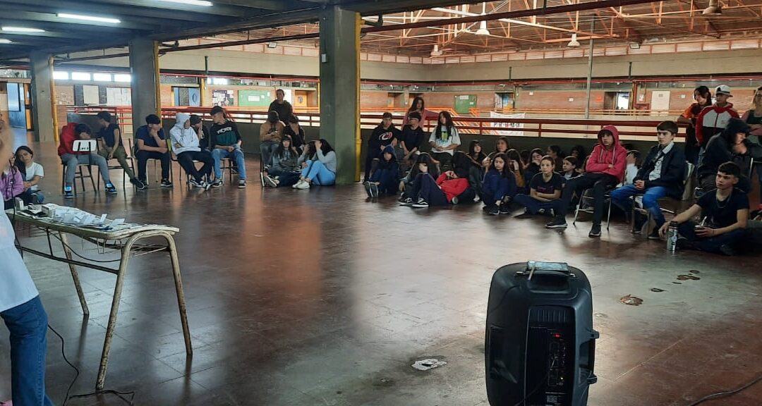 EN LA SEMANA DE LA ESI SE REALIZÓ UN TALLER CON ESTUDIANTES DE LA ESCUELA SECUNDARIA Nº 2