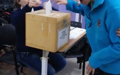 Integrantes del Cumen Che y Centro de Día hicieron el simulacro de una elección