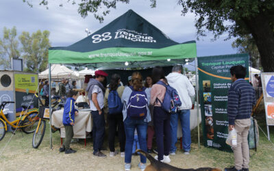 EL STAND DEL MUNICIPIO SUMÓ ACTIVIDADES Y PROPUESTAS A LA EXPO RURAL DEL CENTENARIO Y SIEMPRE ESTUVO MUY CONCURRIDO