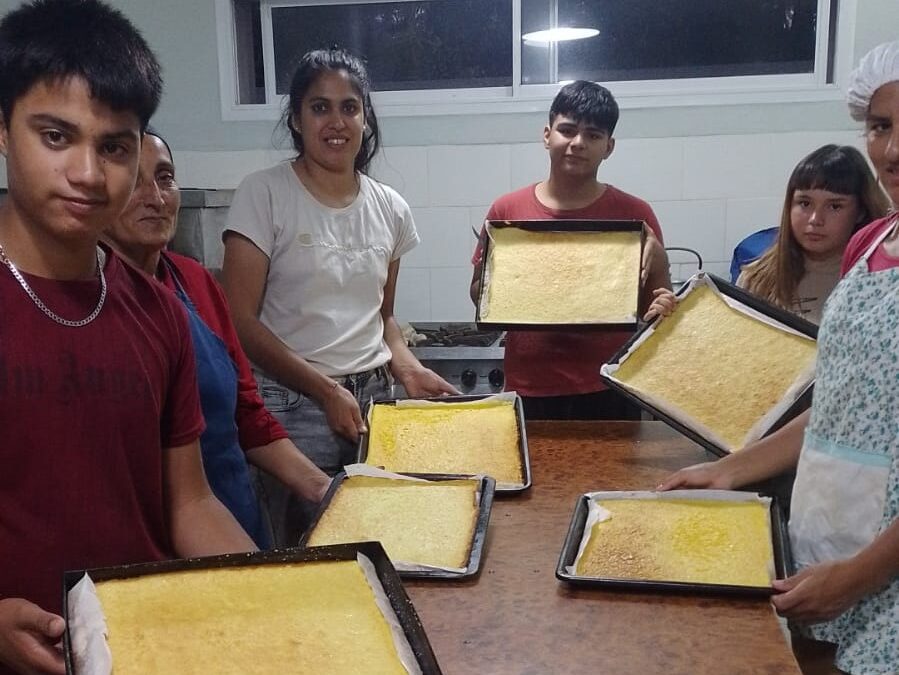 COMENZÓ EL TALLER DE COCINA QUE ORGANIZA LA ESCUELA MUNICIPAL DE BERUTI