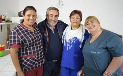 Fernández recorrió el hospital y el hogar de ancianos de 30 de Agosto
