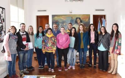 Fernández recibió a los jóvenes que participan del Parlamento Juvenil